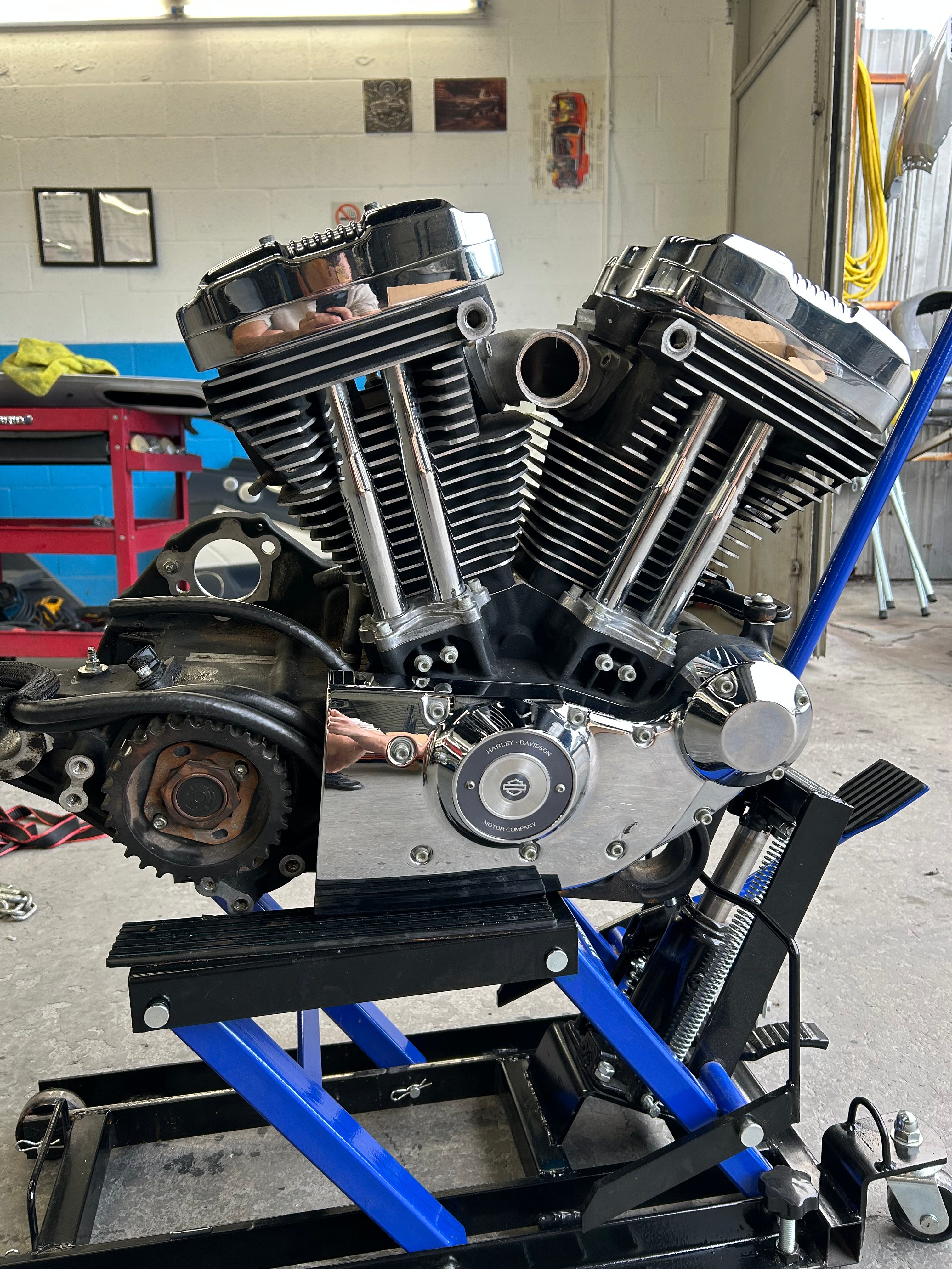 Harley-Davidson Sportster 1200 Engine 2005 XL1200 – 6,144 Miles OEM Motor